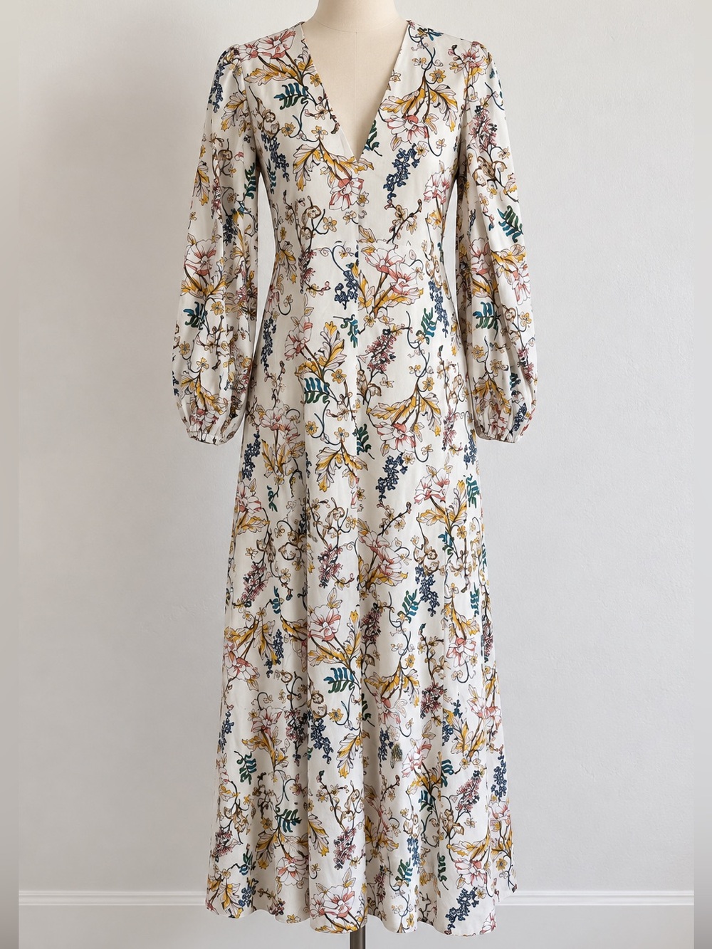 AMUR Floral Long Sleeve V Neck Maxi Dress Ivory Multicolor Size 4 NWOT